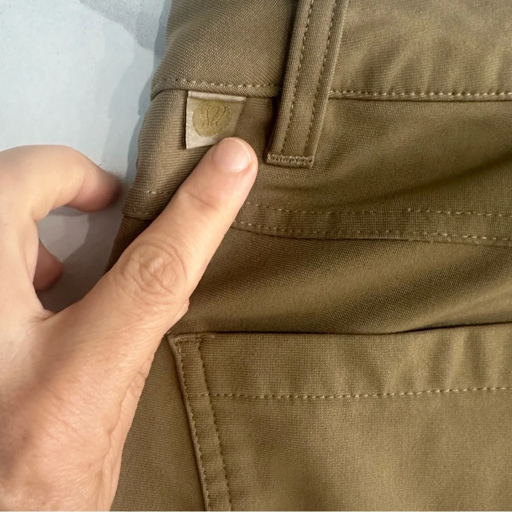 Lululemon ABC Pants Men Sz 32 Brown Slim 5 Pocket Utilitech Chino Stretch Casual
